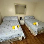 Kim33 Two Bedroom Apartment Central London